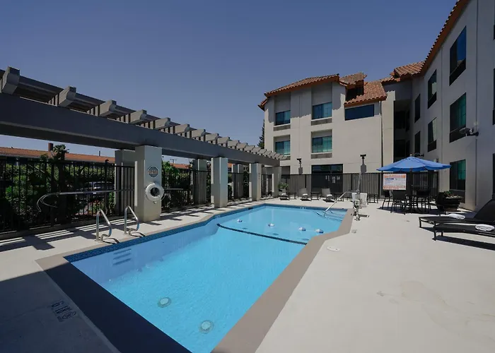 Holiday Inn Express & Suites Santa Clara - Silicon Valley By Ihg